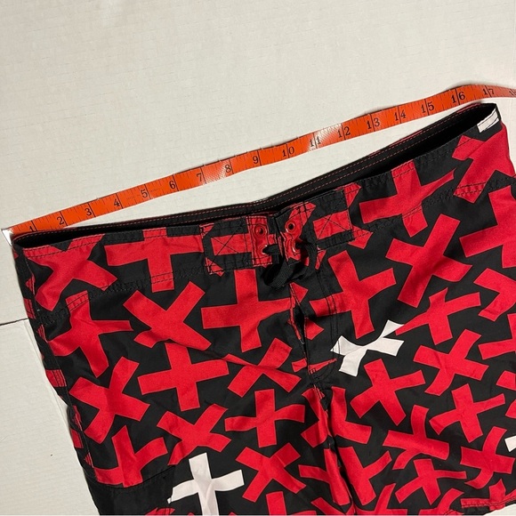 Mossimo Men’s Board Shorts Size 34 - Picture 6 of 8